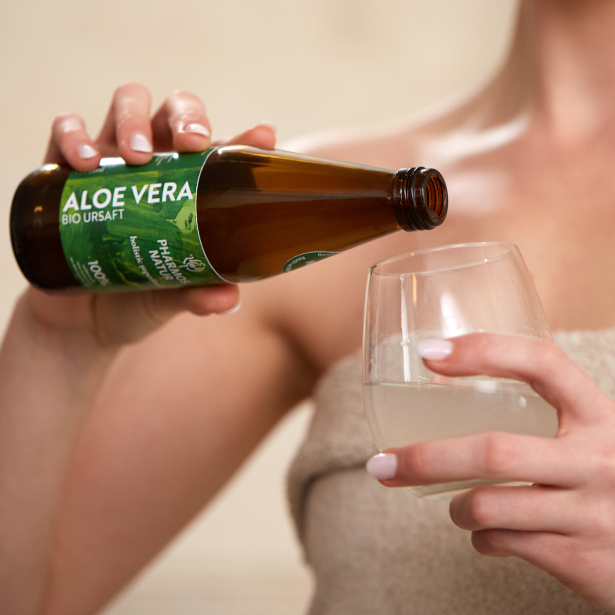 Flasche Aloe Vera Bio Ursaft aus 100 % Aloe Vera Bio Ursaft