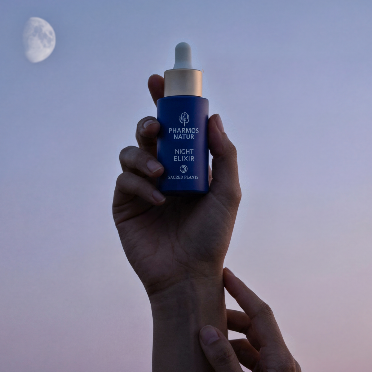 Lunar Night Elixir Gesichtsöl mit Schwarzem Sesam Ursamenöl, Bakuchiol und Kamelienöl für die nächtliche Gesichtspflege