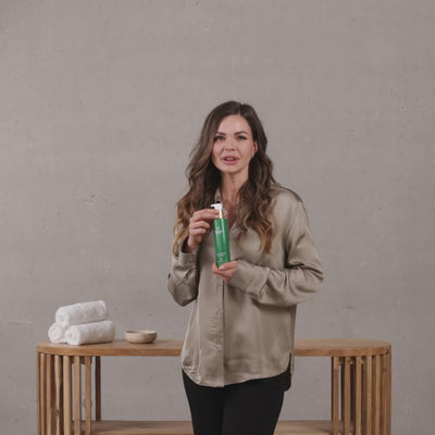 Erklärvido zu Regenerating Shampoo durch Stefanie Seidl Trainer bei Pharmos Natur